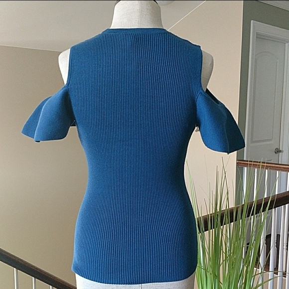 Laundry Shelli Segal Top Cut Out Shoulder Flutter Short Sleeve Knit Blue M NWT - Picture 4 of 8